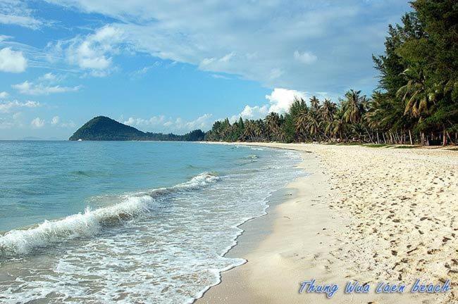 Albatross Guesthouse @ Thungwualaen Beach Pathiu Exterior photo