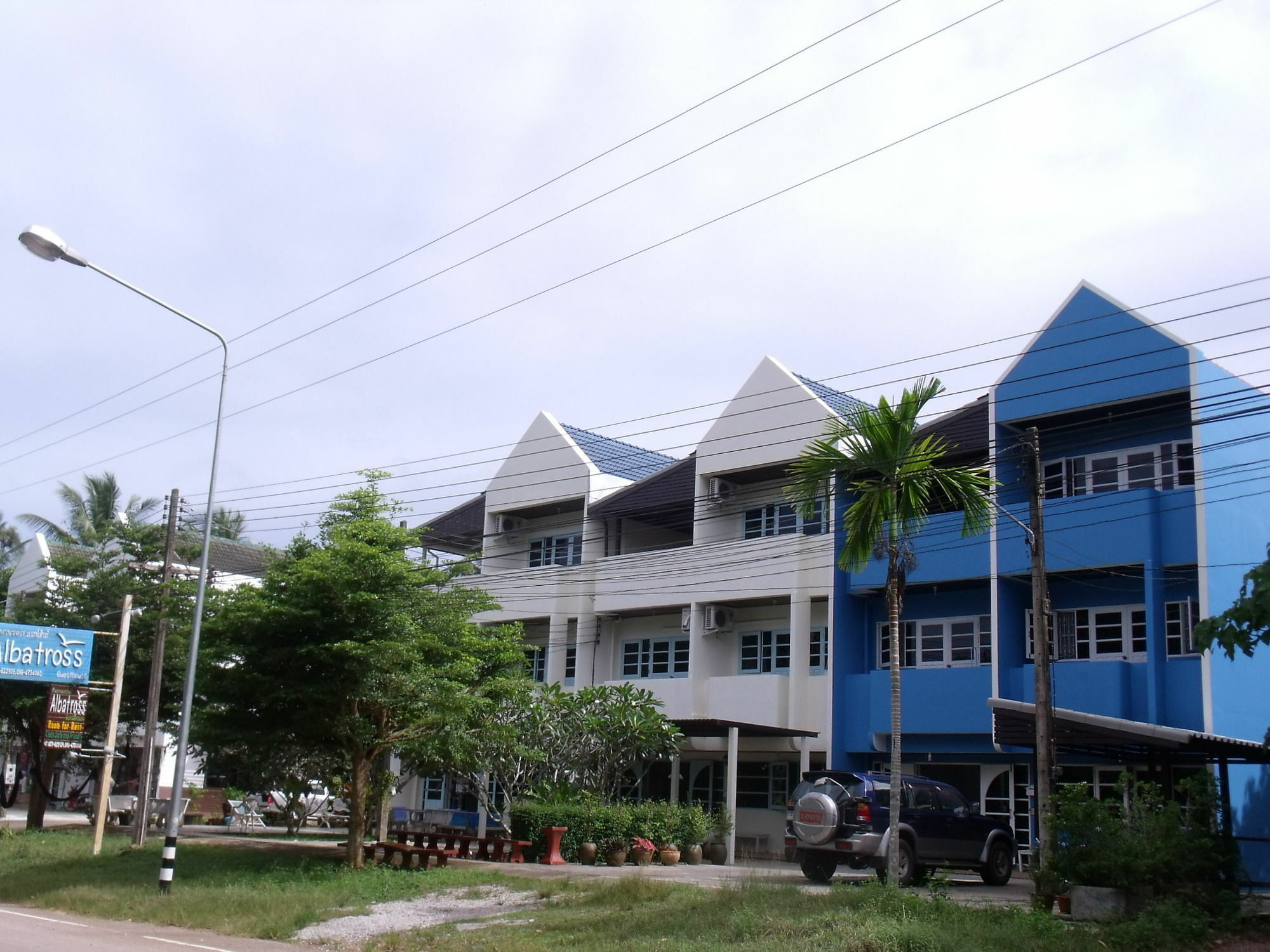 Albatross Guesthouse @ Thungwualaen Beach Pathiu Exterior photo